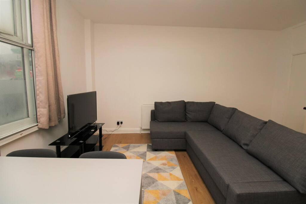 Ideal 2 Bed Flat Close To City Apartment London Luaran gambar