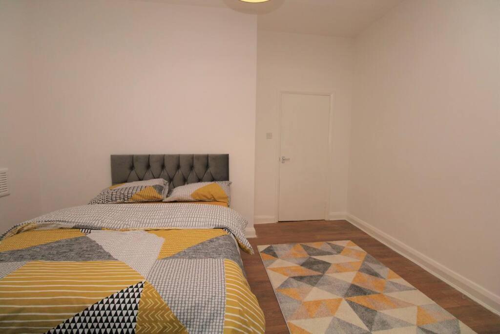 Ideal 2 Bed Flat Close To City Apartment London Luaran gambar